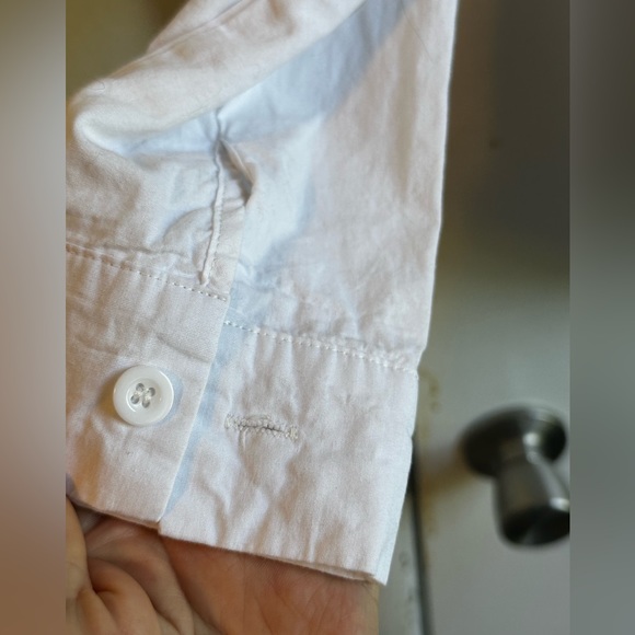 SHEIN- white button up blouse. Will be streamed before shipping. Small fit - Picture 5 of 6